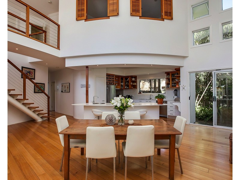 12 Messines Crescent, Miami QLD 4220