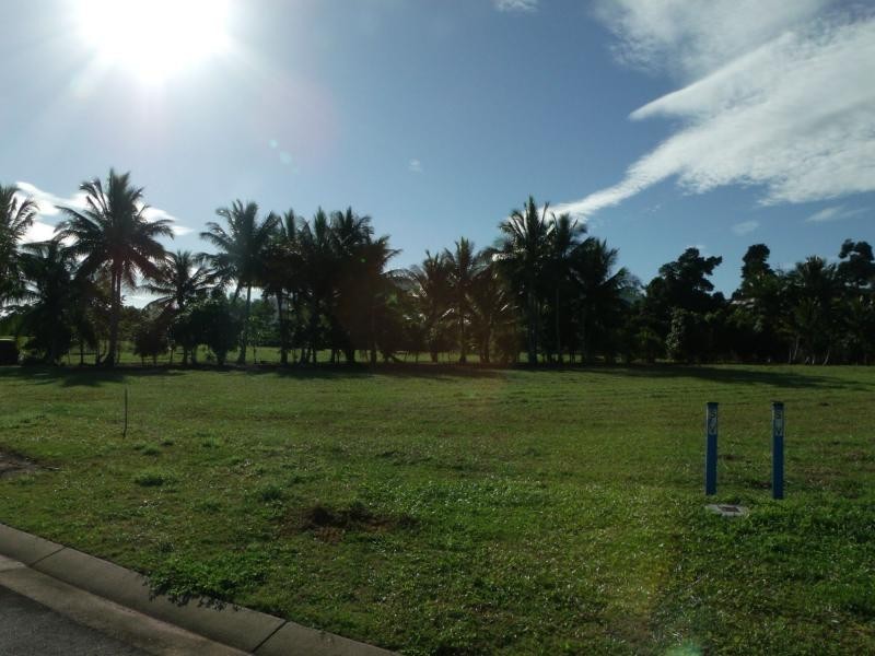 6 Sandy Close, Oasis, Mission Beach QLD 4852
