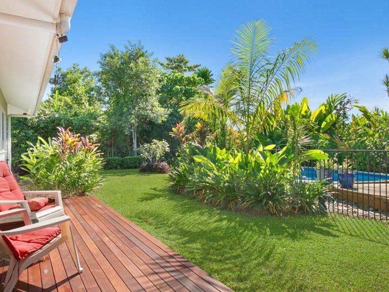 15 Spurwood Close, Wongaling Beach QLD 4852