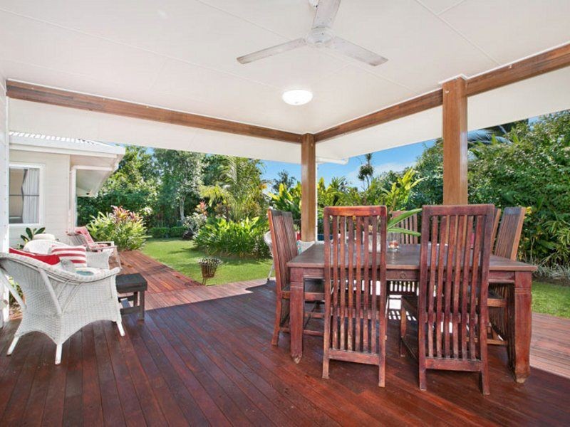 15 Spurwood Close, Wongaling Beach QLD 4852