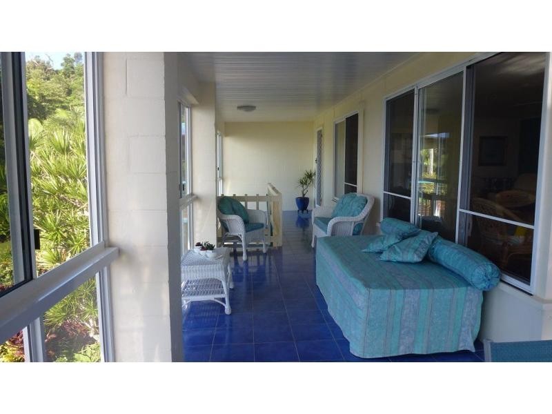550 Etty Bay Road, Etty Bay QLD 4858
