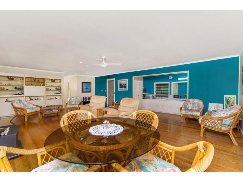 550 Etty Bay Road, Etty Bay QLD 4858
