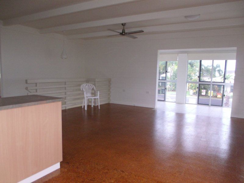 25 Holland Street, Wongaling Beach QLD 4852