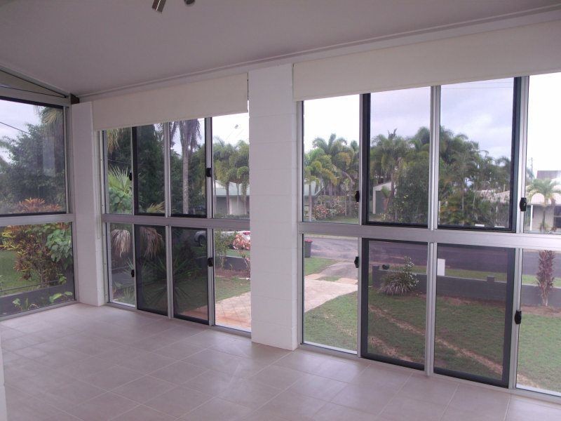 25 Holland Street, Wongaling Beach QLD 4852