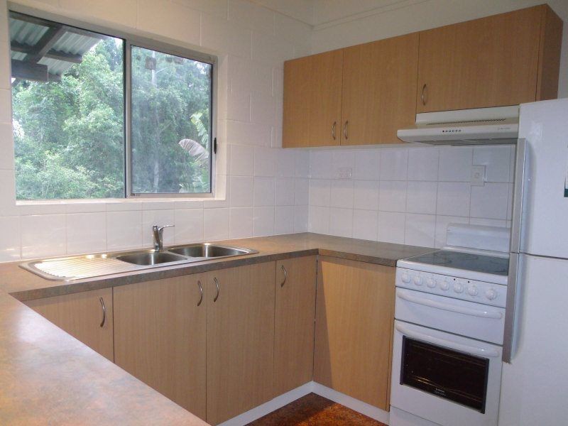 25 Holland Street, Wongaling Beach QLD 4852