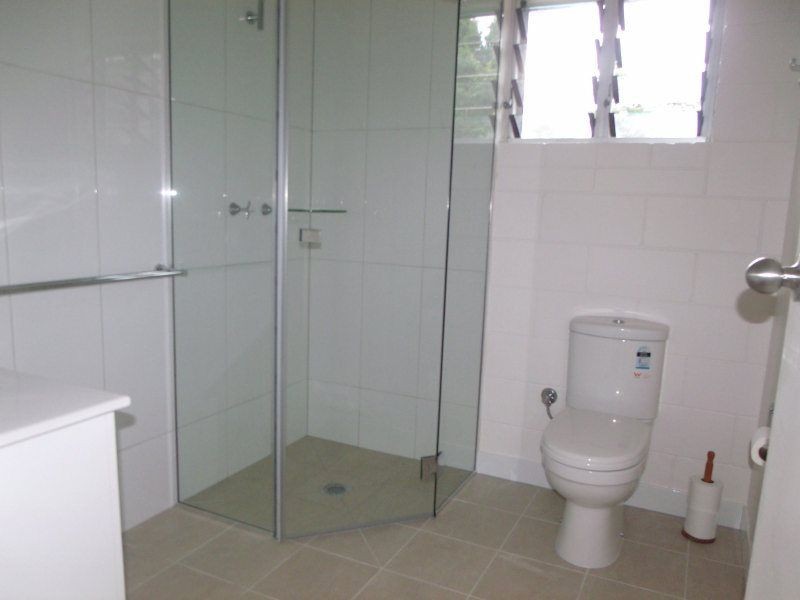 25 Holland Street, Wongaling Beach QLD 4852