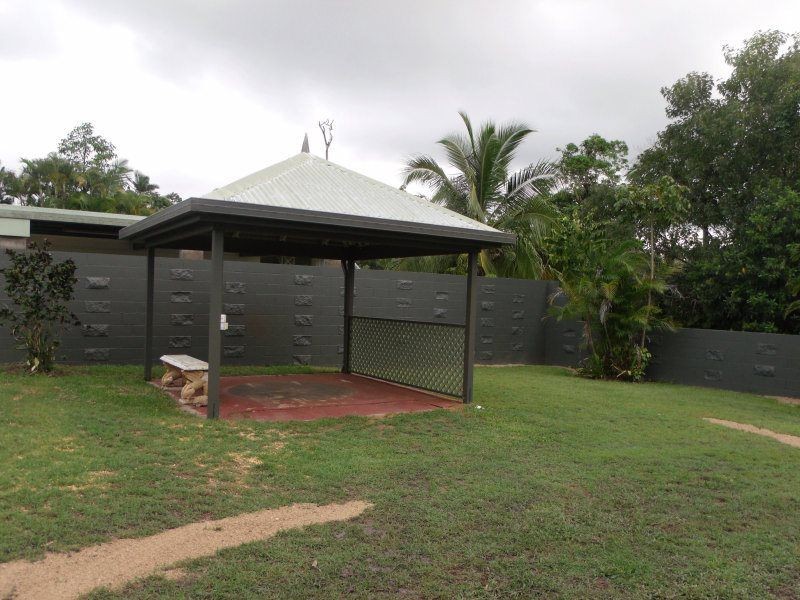 25 Holland Street, Wongaling Beach QLD 4852
