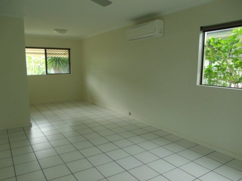 25 Seafarer Street, South Mission Beach QLD 4852