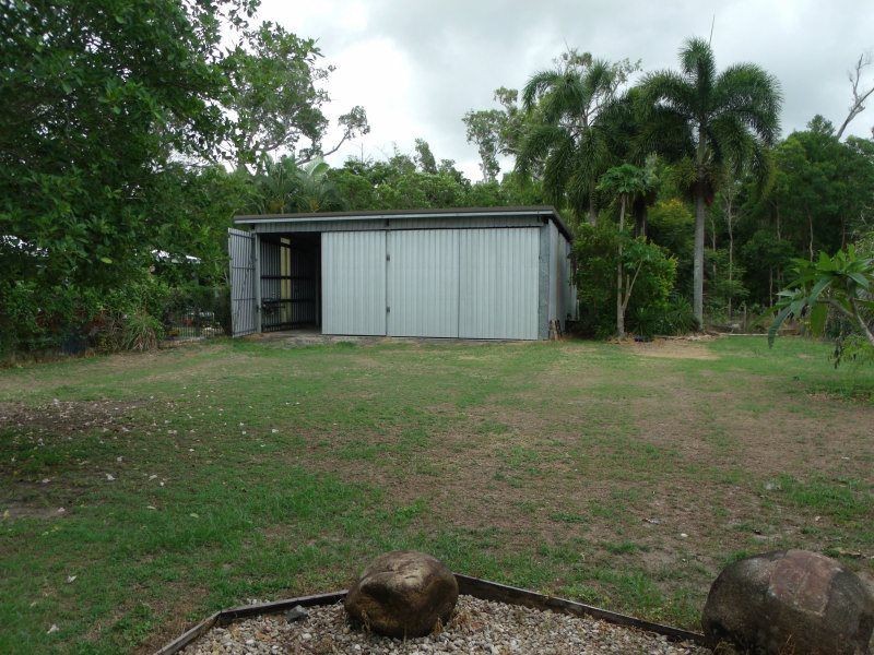 25 Seafarer Street, South Mission Beach QLD 4852
