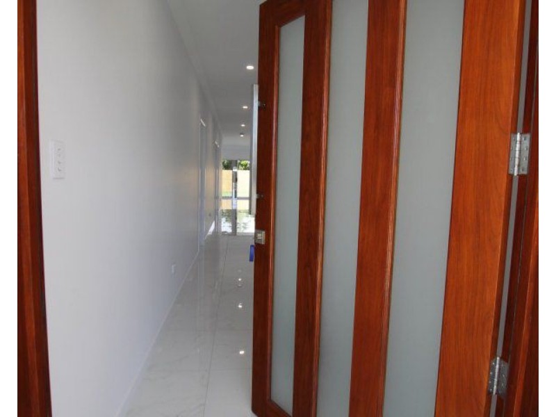 2 Spinnaker Street, South Mission Beach QLD 4852