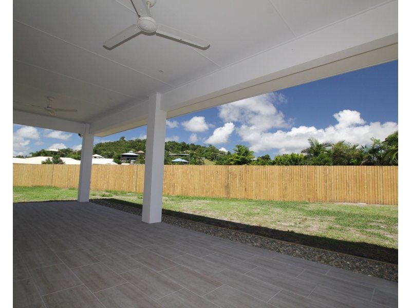 2 Spinnaker Street, South Mission Beach QLD 4852