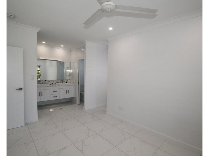2 Spinnaker Street, South Mission Beach QLD 4852