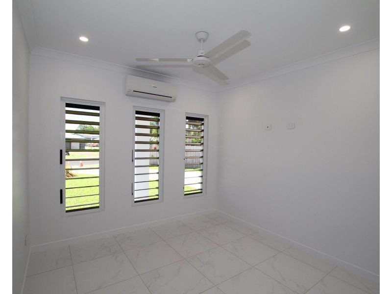 2 Spinnaker Street, South Mission Beach QLD 4852