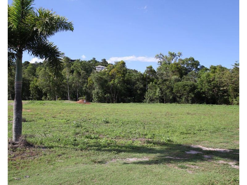 22 Midshipman Street, South Mission Beach QLD 4852