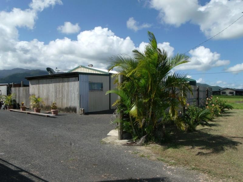 14 Crossan Road, Midgenoo QLD 4854