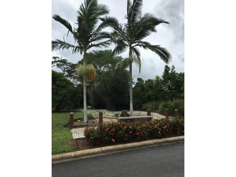2 Reef Close, Mission Beach QLD 4852