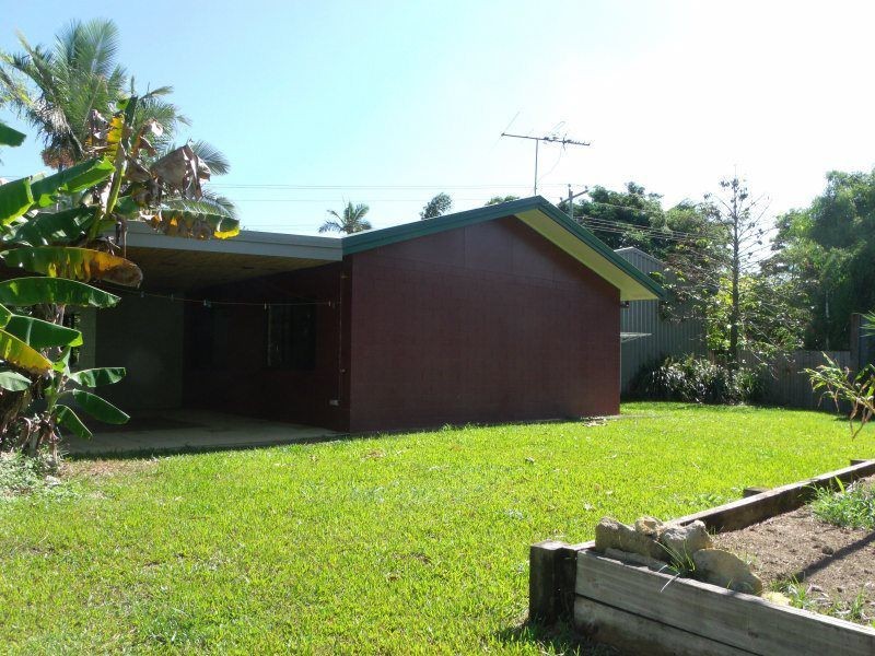 43 Bingil Bay Road, Bingil Bay QLD 4852