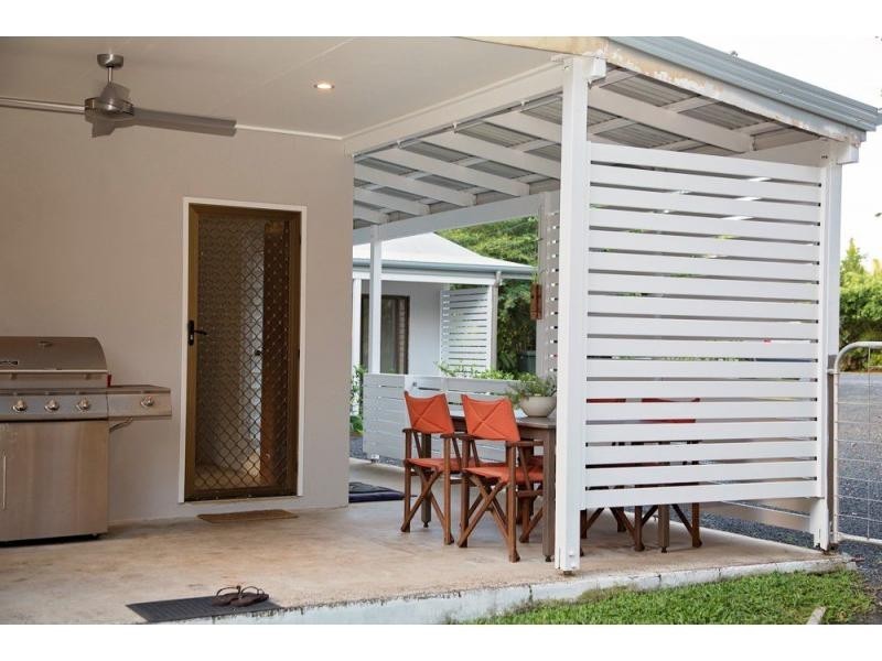 2 Wildsoet Street, Wongaling Beach QLD 4852