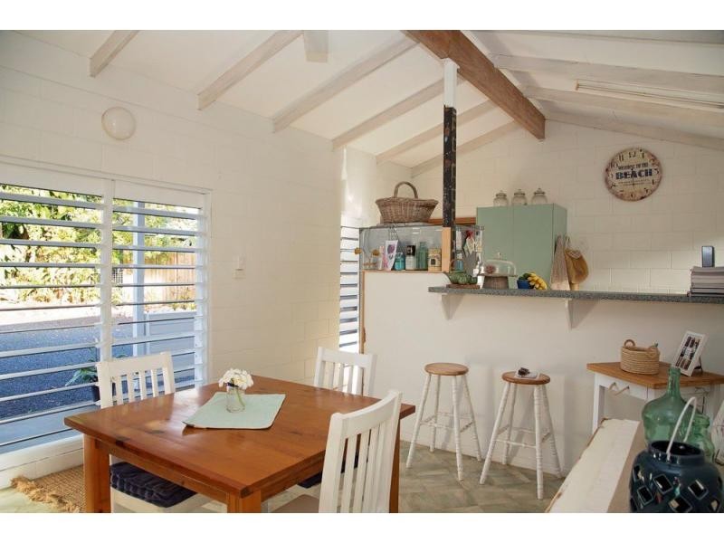 2 Wildsoet Street, Wongaling Beach QLD 4852