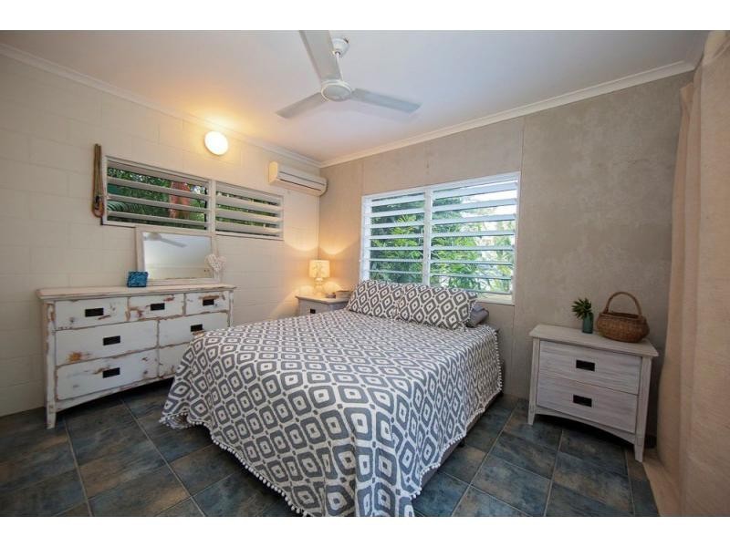 2 Wildsoet Street, Wongaling Beach QLD 4852