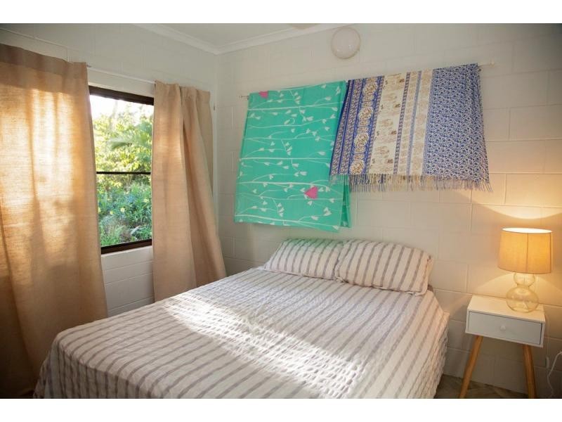 2 Wildsoet Street, Wongaling Beach QLD 4852