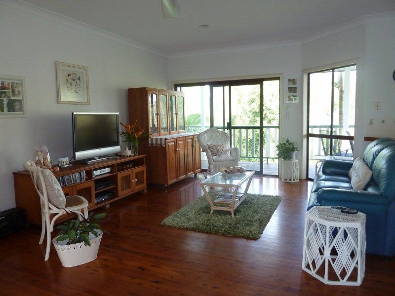 2 Carrington Drive, Wongaling Beach QLD 4852