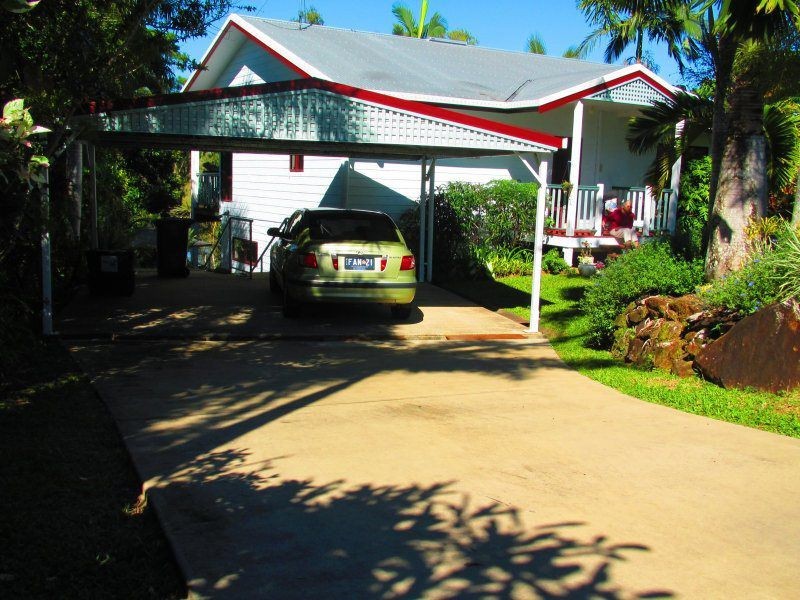 2 Carrington Drive, Wongaling Beach QLD 4852