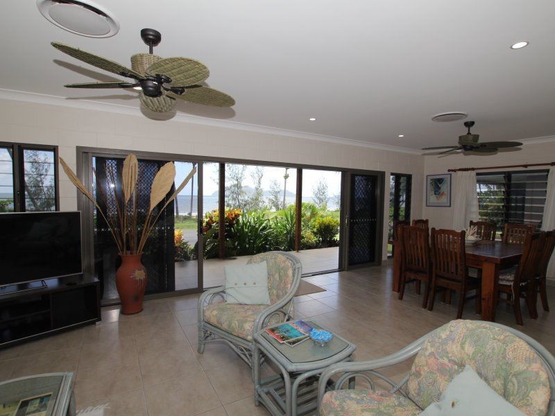43 Banfield Parade, Wongaling Beach QLD 4852