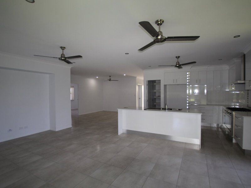 37 Midshipman Street, South Mission Beach QLD 4852