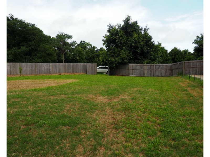 11 Sandy Close, Mission Beach QLD 4852