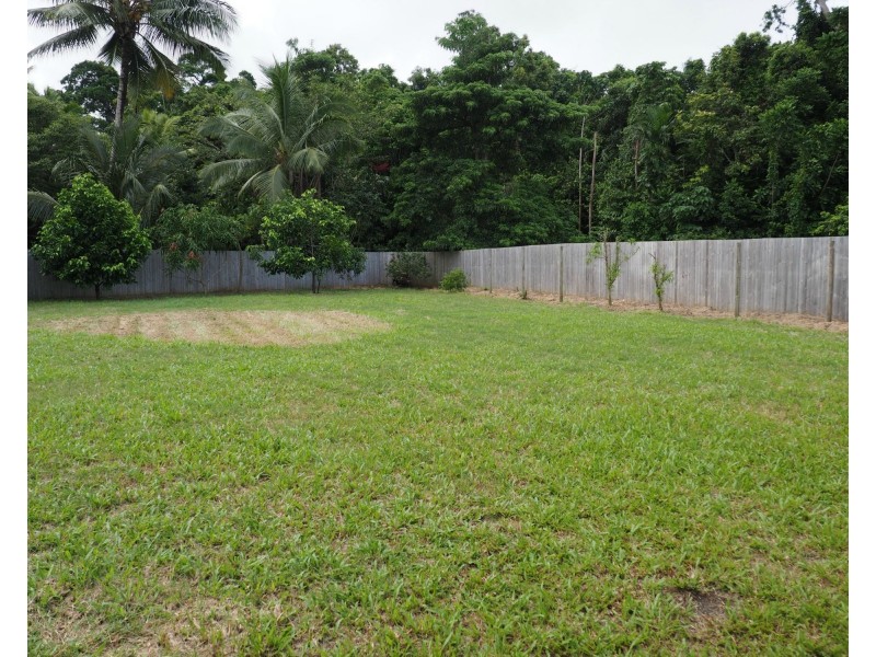 11 Sandy Close, Mission Beach QLD 4852