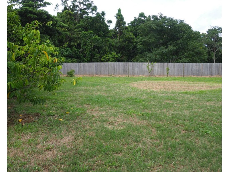 11 Sandy Close, Mission Beach QLD 4852