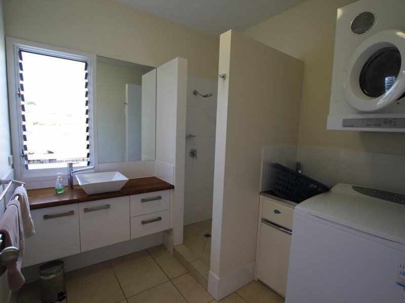 4 Southward Street, Mission Beach QLD 4852