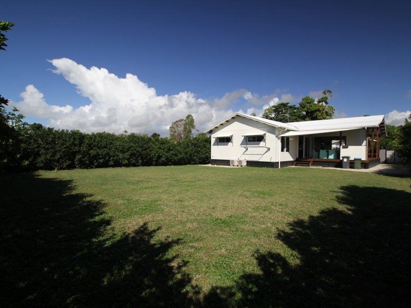 4 Southward Street, Mission Beach QLD 4852