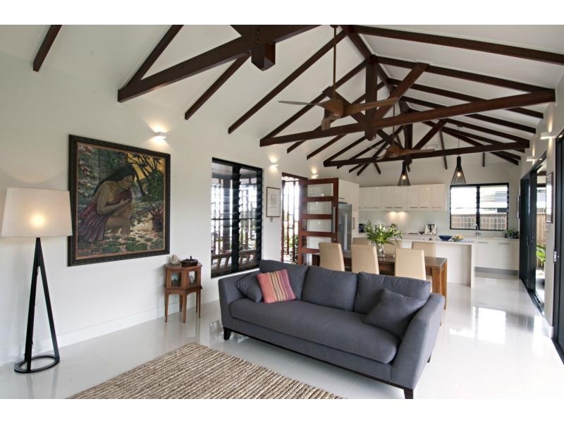 23 Rise Crescent, Mission Beach QLD 4852