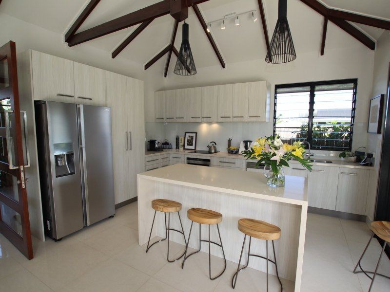 23 Rise Crescent, Mission Beach QLD 4852
