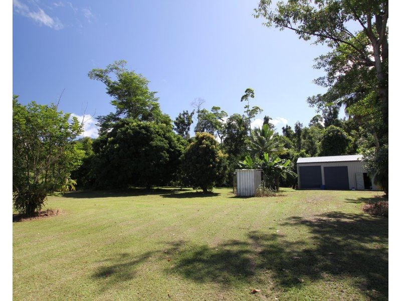 8 Schumann Road, Djarawong QLD 4854