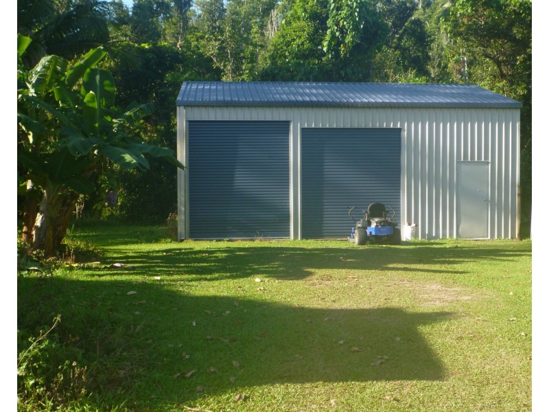 8 Schumann Road, Djarawong QLD 4854