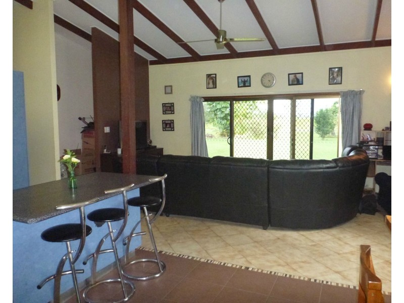 8 Schumann Road, Djarawong QLD 4854