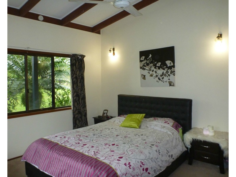 8 Schumann Road, Djarawong QLD 4854