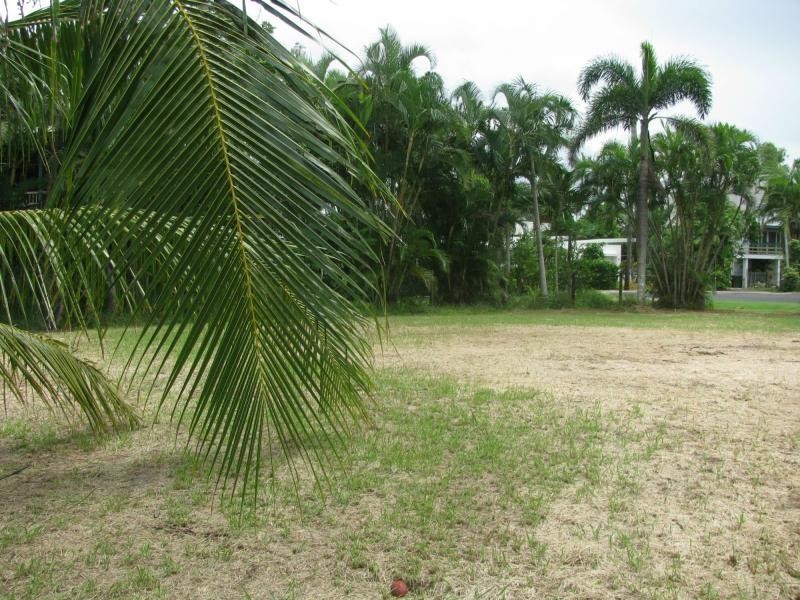 1 Bunting Street, Wongaling Beach QLD 4852