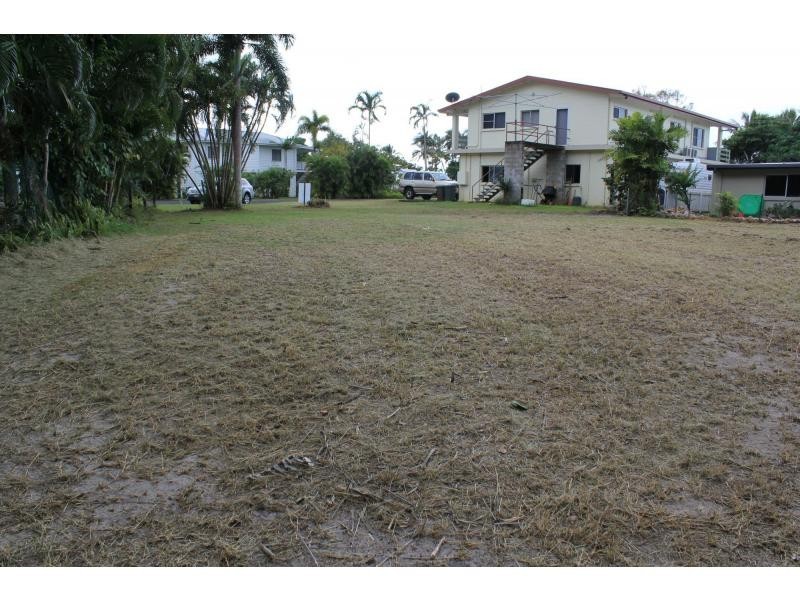 1 Bunting Street, Wongaling Beach QLD 4852