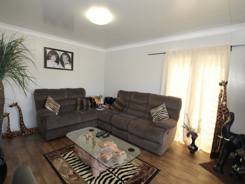4 Riverside Terrace, South Mission Beach QLD 4852