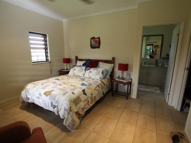 1 Riverside Terrace, South Mission Beach QLD 4852