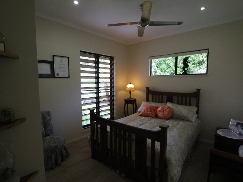 1 Riverside Terrace, South Mission Beach QLD 4852