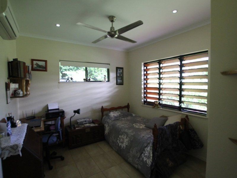 1 Riverside Terrace, South Mission Beach QLD 4852