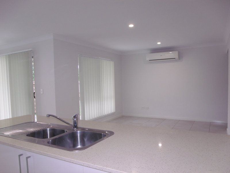 7 Sandy Close, Mission Beach QLD 4852