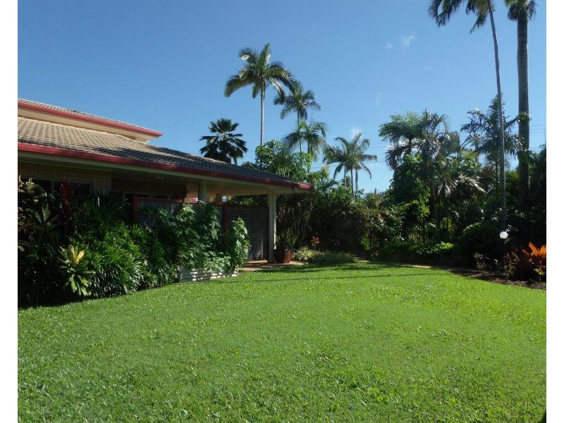 1/42-44 Mitchell Street, South Mission Beach QLD 4852