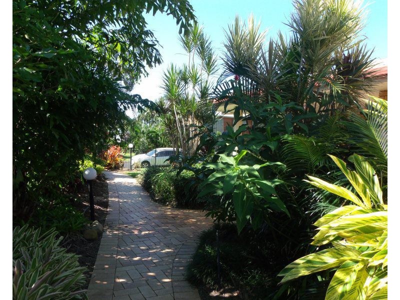 1/42-44 Mitchell Street, South Mission Beach QLD 4852