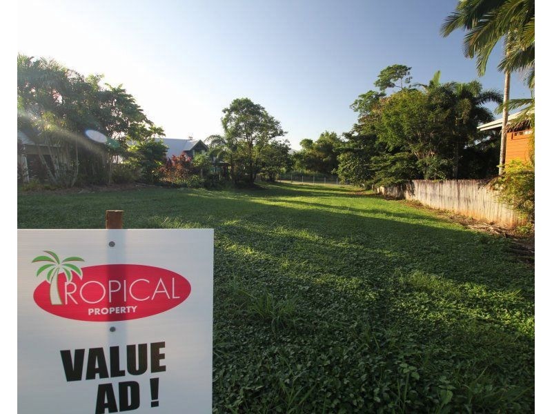16 Giufre Crescent, Wongaling Beach QLD 4852